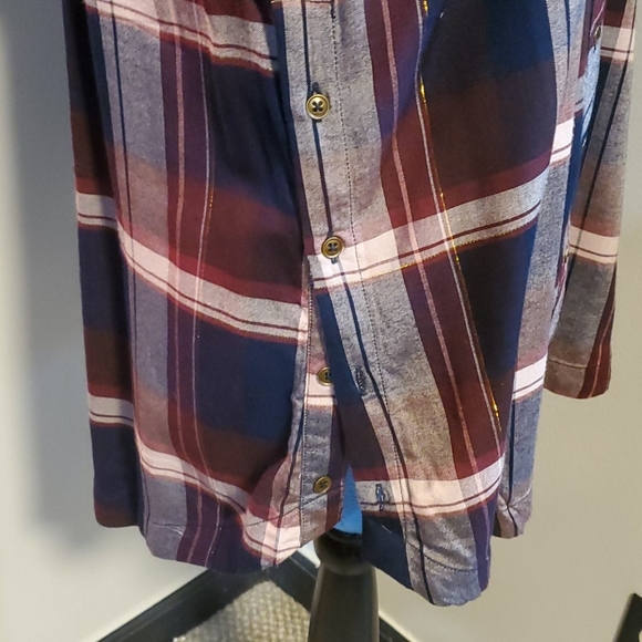 Shirt - Picture 4 of 5